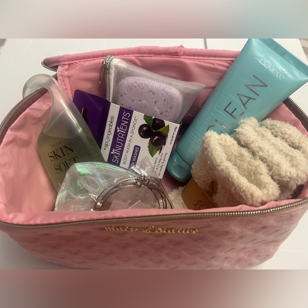 Stuffed Juicy Couture Pink Cosmetic Bag